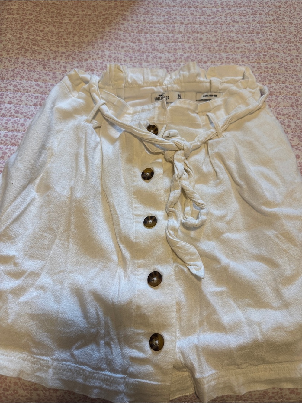 Hollister Cream Tie-Waist Button-Front A-Line Skirt